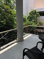 Garden City House Hotel