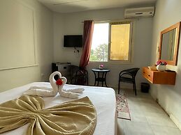 Garden City House Hotel