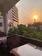 Garden City House Hotel