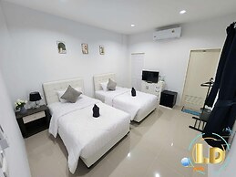 DA Airport Hotel