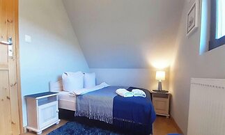 Holiday Home With Garden, Sauna, Jacuzzi
