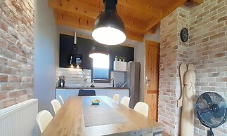 Holiday Home With Garden, Sauna, Jacuzzi