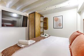 Beautiful AC Duplex Bastille Le Marais