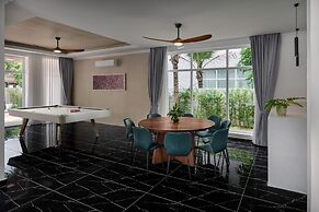 Royal Beach Resort & Residence by EHM