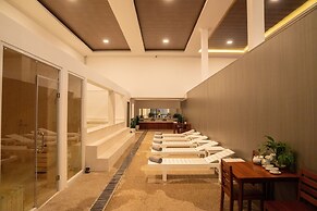 Royal Beach Resort & Residence by EHM