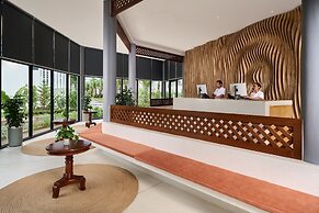 Royal Beach Resort & Residence by EHM