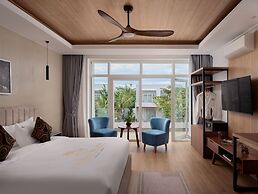Royal Beach Resort & Residence by EHM