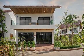 Royal Beach Resort & Residence by EHM