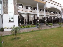Shimla Resort