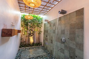 PinkPrivate Sanur - for Cool Adults Only