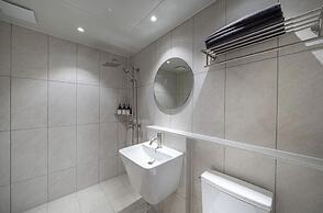 Brown Dot Hotel NamGumi