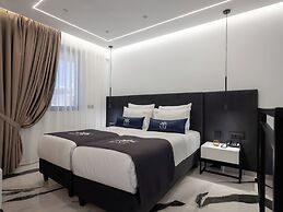 Captain Napoleon Paterakis CNP Luxurious Suites
