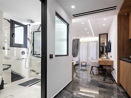 Captain Napoleon Paterakis CNP Luxurious Suites