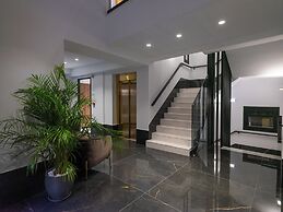 Captain Napoleon Paterakis CNP Luxurious Suites