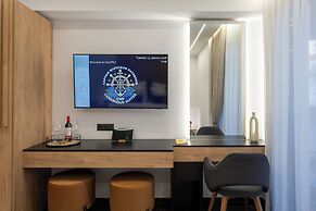 Captain Napoleon Paterakis CNP Luxurious Suites