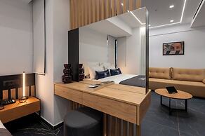 Captain Napoleon Paterakis CNP Luxurious Suites