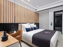 Captain Napoleon Paterakis CNP Luxurious Suites