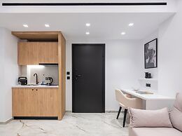 Captain Napoleon Paterakis CNP Luxurious Suites