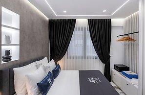 Captain Napoleon Paterakis CNP Luxurious Suites