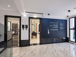Captain Napoleon Paterakis CNP Luxurious Suites