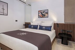 Captain Napoleon Paterakis CNP Luxurious Suites