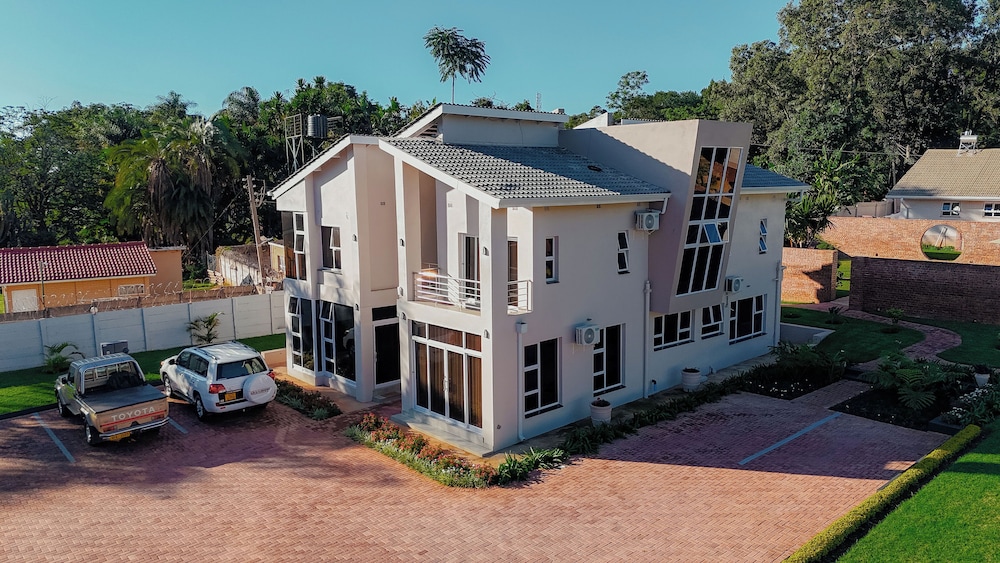36 Alexander Guest House