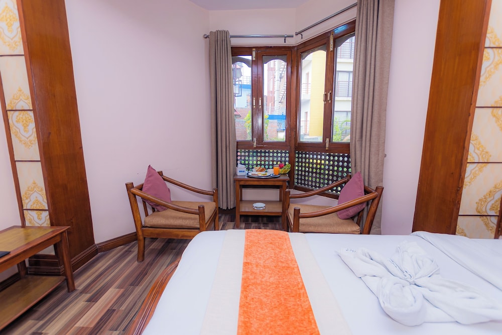 Amber Royel Hotel