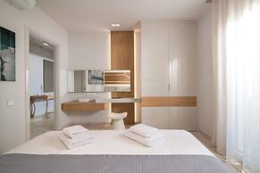 Filia Luxury Suites