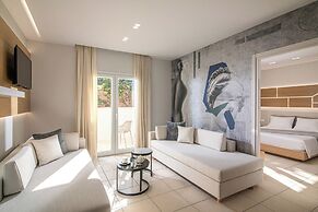 Filia Luxury Suites