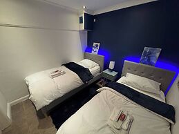 Tranquil Cambridge Getaway