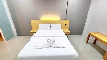 Jonah Hotel