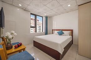 Maxhome Luxury Hotel
