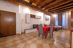 You & Me Corporation Home Verona Centro