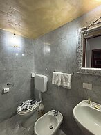You & Me Corporation Home Verona Centro