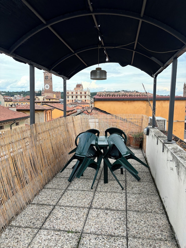 You & Me Corporation Home Verona Centro