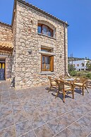 Sea Front Stone Villa Near Monemvasia