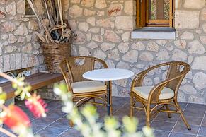 Sea Front Stone Villa Near Monemvasia