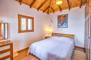 Sea Front Stone Villa Near Monemvasia