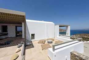 Rising Moon sea View Villa Near the Beach