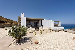 Rising Moon sea View Villa Near the Beach