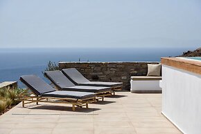 Rising Moon sea View Villa Near the Beach