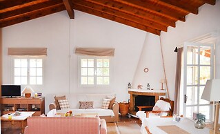 Agrilis Cottage Near the Beach