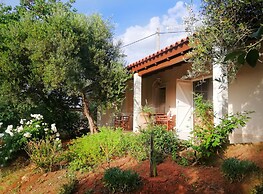 Agrilis Cottage Near the Beach