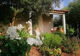Agrilis Cottage Near the Beach
