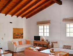 Agrilis Cottage Near the Beach