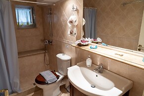 Peris Independent Stone Apartment for 3