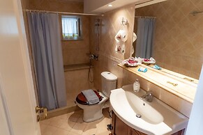 Peris Independent Stone Apartment for 3