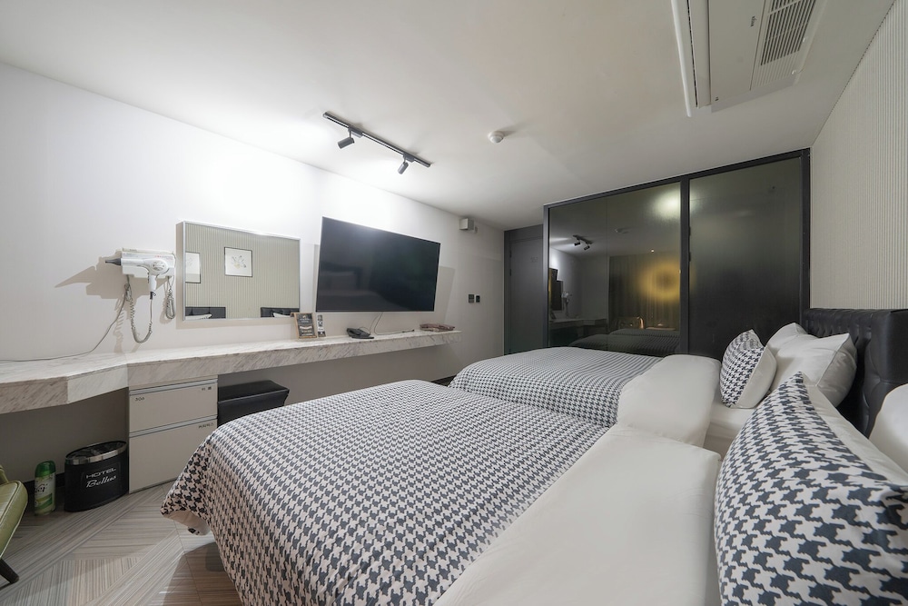 Dongdaemun Bellus Hotel