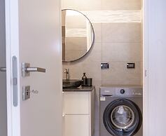 Tosi lovely Flat