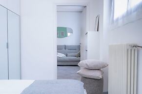 Tosi lovely Flat